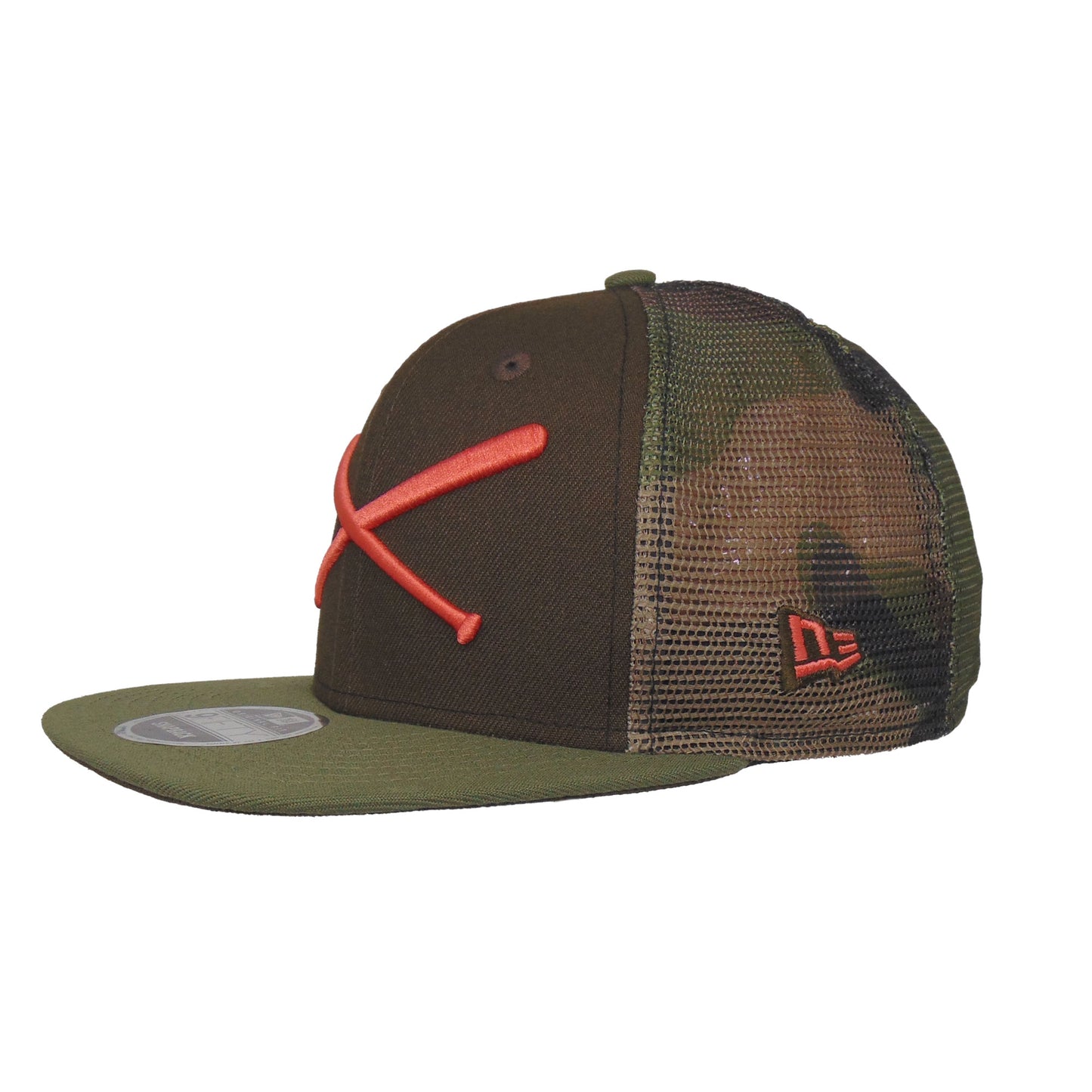 JustFitteds Crossed Bats New Era 9FIFTY Trucker Cap Camo