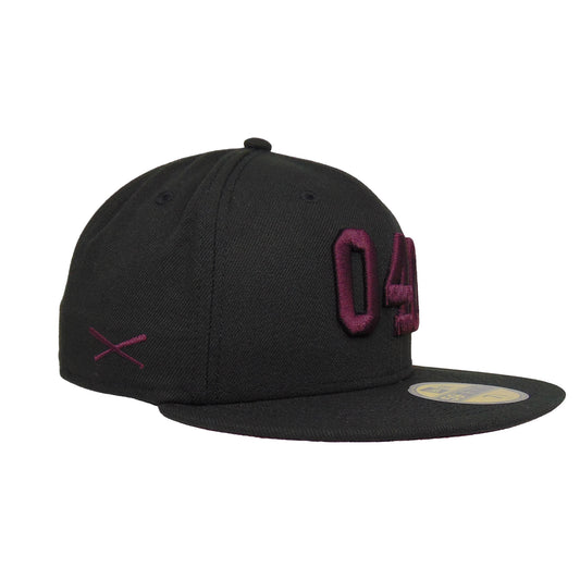JustFitteds 040 New Era 59FIFTY Cap Black MRN black Side View