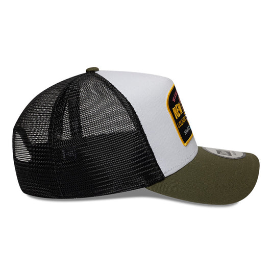 New Era Trucker Cap Waikiki Beach