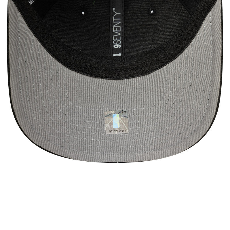 Chicago Bulls 9SEVENTY Trucker New Era Cap blk