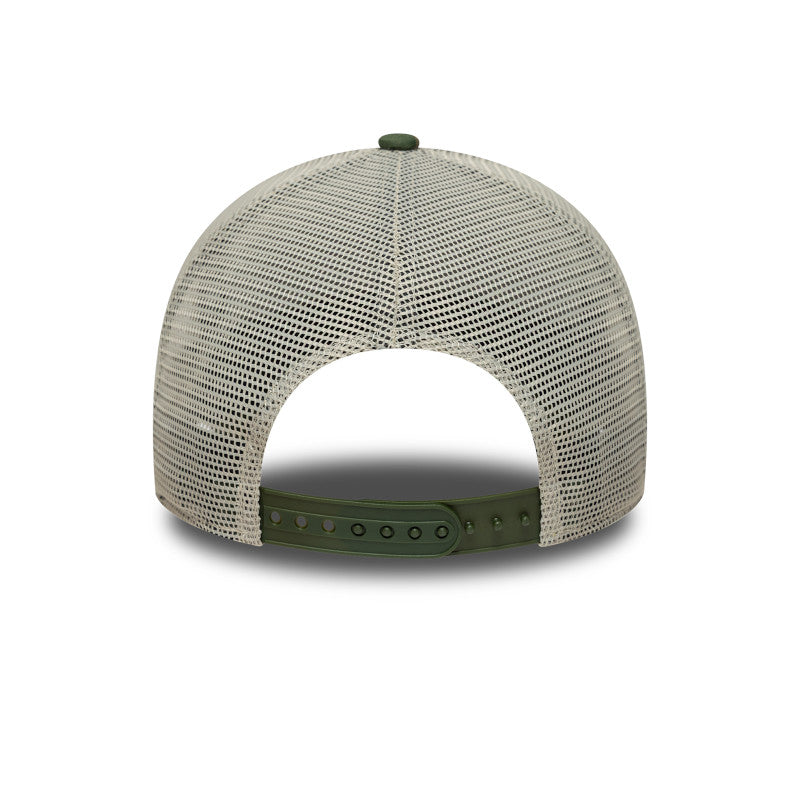 New Era Foam Patch Trucker Cap Beige Woodland