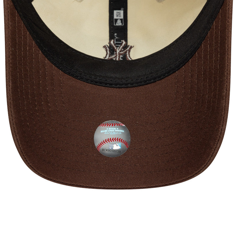 New York Yankees 9TWENTY Adjustable New Era Cap chrome brown chrome
brown Additional View