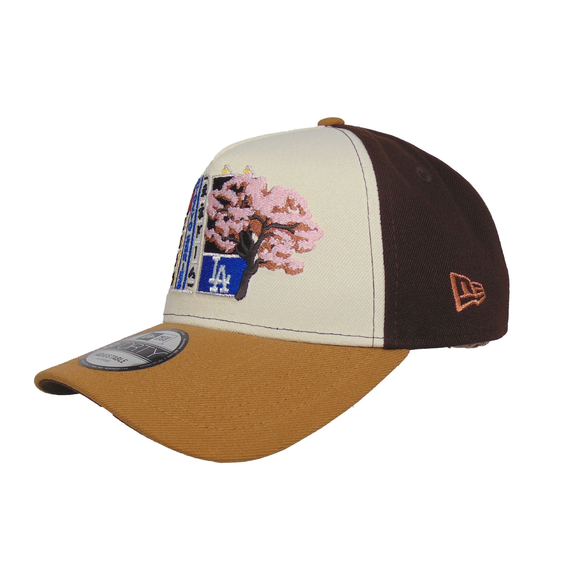 Los Angeles Dodgers 9FORTY AF New Era Cap Tokyo Series Brown Chrome brown
chrome
Camel Back View