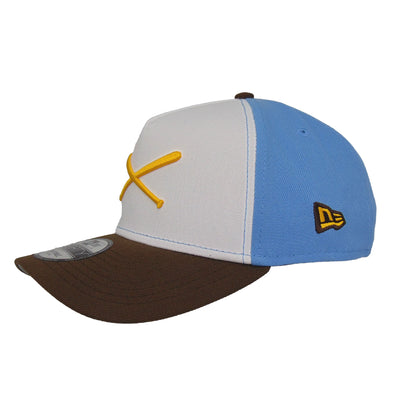 JustFitteds Crossed Bats Logo New Era 9FORTY AF Cap Sky White brown white
sky blue
brown Side View