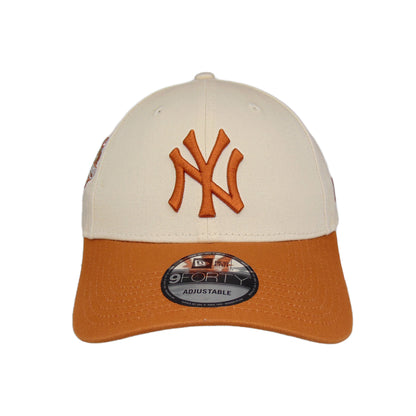 New York Yankees 9FORTY New Era Cap two tone patch beige Front View