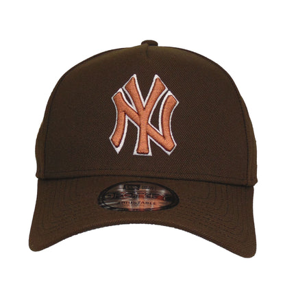 New York Yankees Custom 9FORTY AF New Era Cap brown WS99 brown Front View