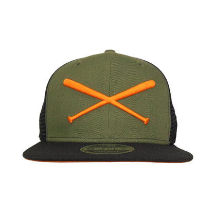 JustFitteds Crossed Bats Logo New Era 9FIFTY Trucker BLKOLV black 
olive Front View