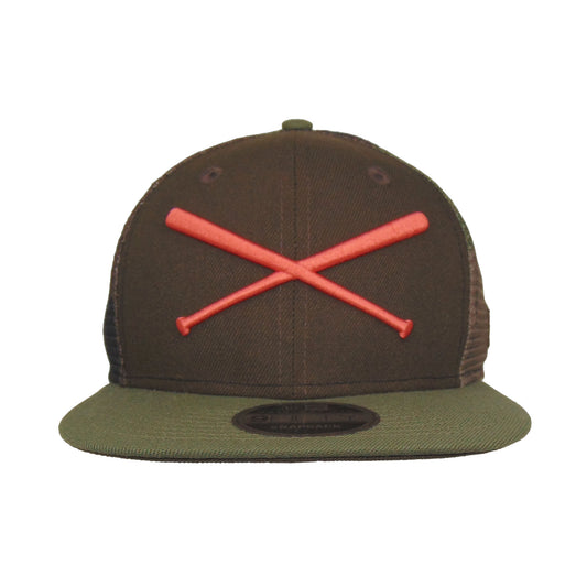 JustFitteds Crossed Bats New Era 9FIFTY Trucker Cap Camo