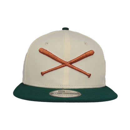 JustFitteds Crossed Bats Logo New Era 9FIFTY Chrome Green Copper chrome
dark green Front View