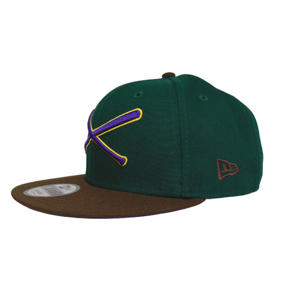 JustFitteds Crossed Bats Logo New Era 9FIFTY DK Green Brown dark green
brown
dark purple Side View