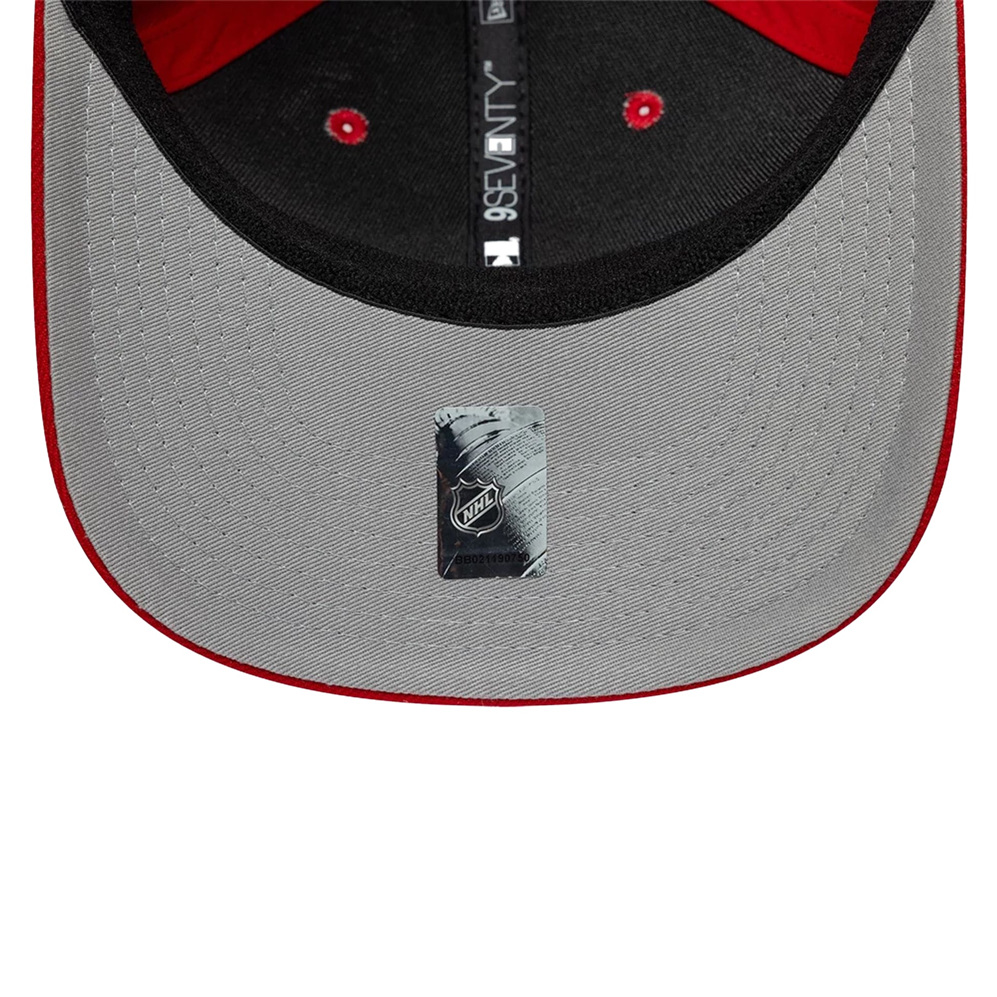 Chicago Blackhawks 9SEVENTY New Era Cap Red