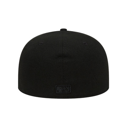 New York Yankees New Era 59FIFTY Cap Blackout black Back View