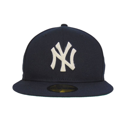 New York Yankees JF Exclusive 59FIFTY New Era Cap Fuzzy navy Front View
