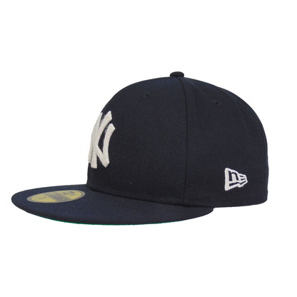 New York Yankees JF Exclusive 59FIFTY New Era Cap Fuzzy navy Side View