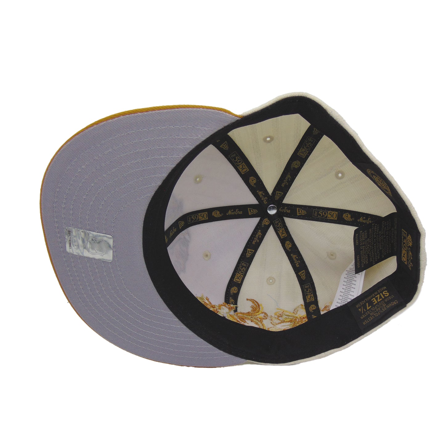 Chicago Blackhawks 5950 Day New Era 59FIFTY Cap Chrome Wheat