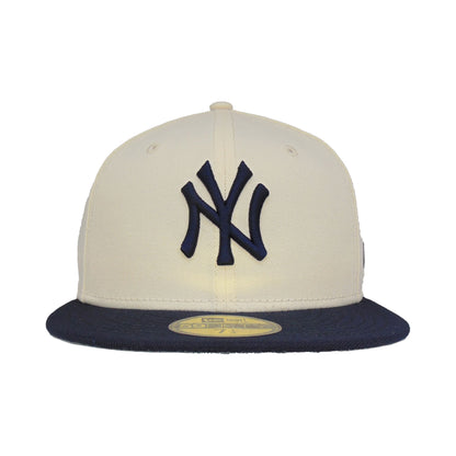 New York Yankees Custom 59FIFTY New Era Cap Chrome chrome
navy Front View