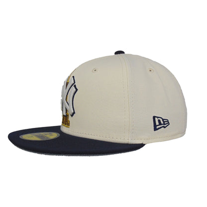 New York Yankees Custom 59FIFTY New Era Cap Empire State chrome chrome
navy Side View