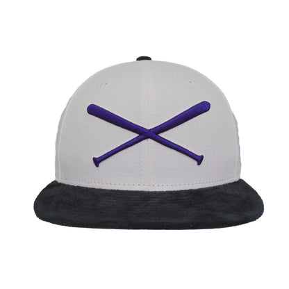 JustFitteds Crossed Bats Logo New Era 59FIFTY Cap Concorde white
black  Front View