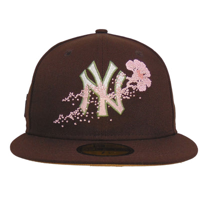 New York Yankees Custom 59FIFTY New Era Cap Burnt Wood Sakura Fade dark brown Front View