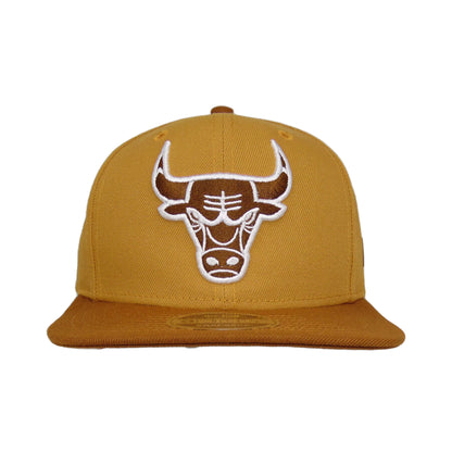 Chicago Bulls Custom New Era 9FIFTY Snapback Cap Pan Tan peanut
tan Front View