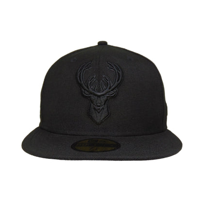 Milwaukee Bucks Custom New Era 59FIFTY Cap Blackout black Front View