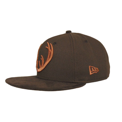 Milwaukee Bucks Custom New Era 59FIFTY Cap Walnut brown Side View