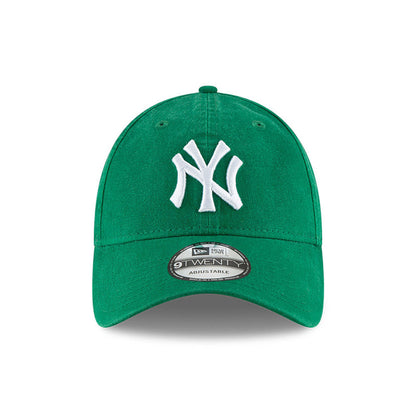 New York Yankees 9TWENTY Adjustable New Era Cap kelly green green Front View