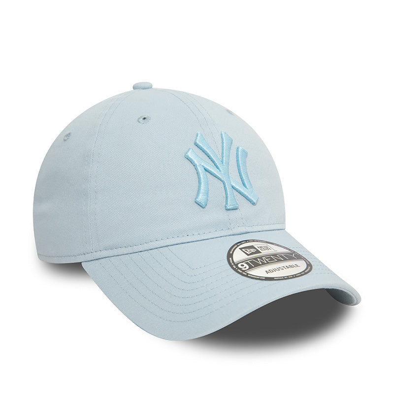 New York Yankees 9TWENTY Adjustable New Era Cap sky