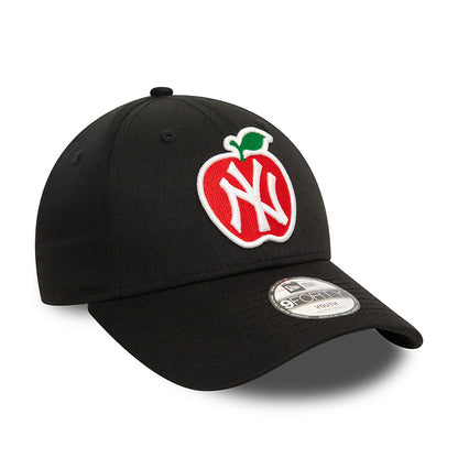 YOUTH New York Yankees New Era 9FORTY Strap back Cap Apple black Side View