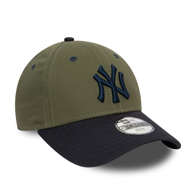 YOUTH New York Yankees New Era 9FORTY Strap back Cap Olive