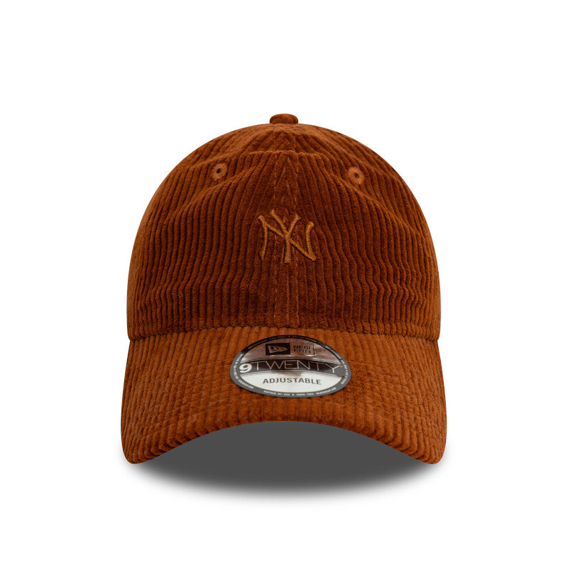 NY Yankees 9TWENTY New Era Cap Brown Corduroy