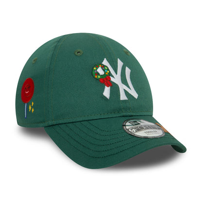 TODDLER New York Yankees New Era 9FORTY Strap back Cap XMAS GRN green Side View