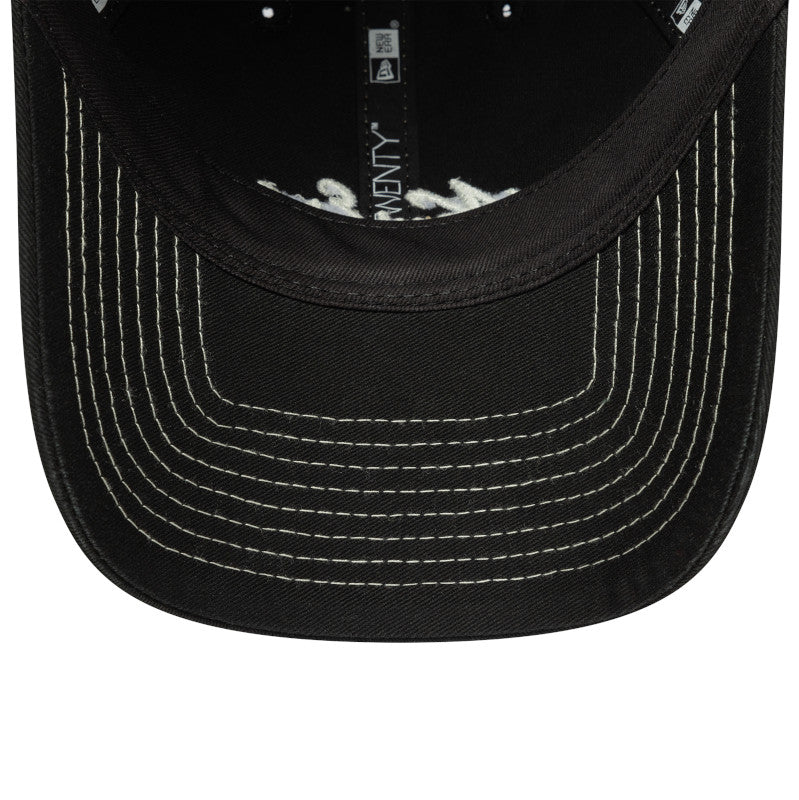 9TWENTY Adjustable New Era Cap black contrast stitching