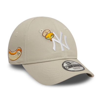 TODDLER New York Yankees New Era 9FORTY Strap back Cap Hot Dog beige Side View