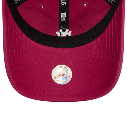 New York Yankees 9TWENTY Adjustable New Era Cap berry fuchsia Undervisor View