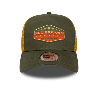 New Era Cotton Patch Trucker Cap olive gold olive
gold Front View