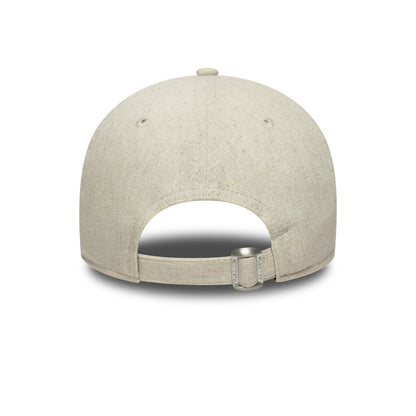New York Yankees 9TWENTY Adjustable New Era Cap Linen beige
white Back View