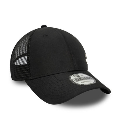 New York Yankees 9FORTY New Era Trucker Cap Flawless Black black Side View
