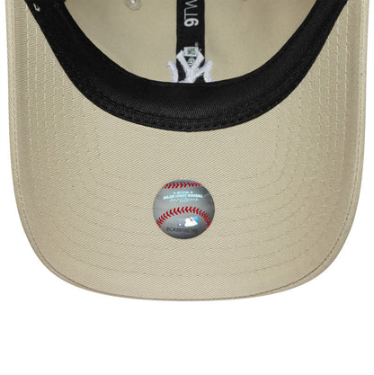 WMNS New York Yankees Beige 9TWENTY Washed Mini New Era Cap
