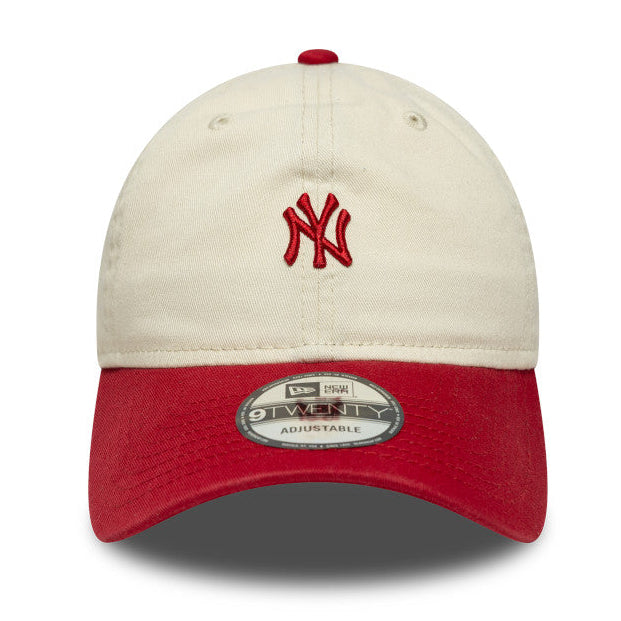 New York Yankees 9TWENTY Adjustable New Era Cap chrome red chrome
red Front View