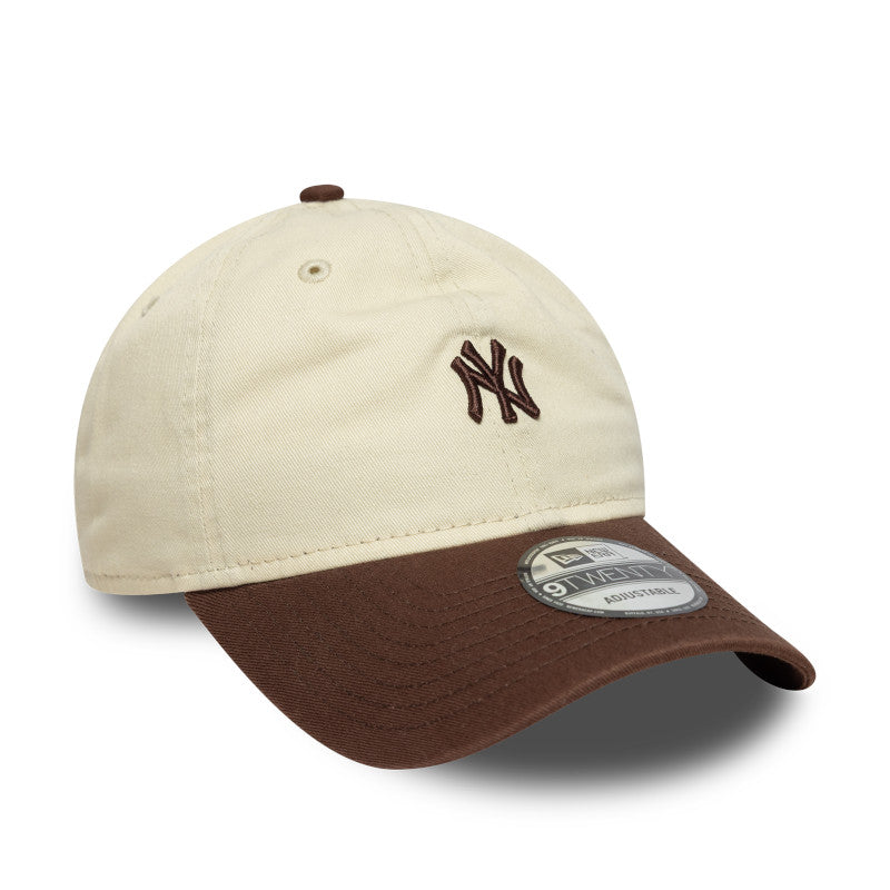New York Yankees 9TWENTY Adjustable New Era Cap chrome  brown chrome
brown Side View