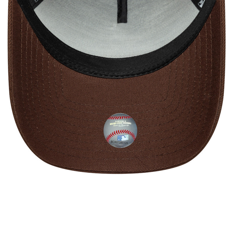 Los Angeles Dodgers 9FORTY AF New Era Cap Outline Script Brown brown Additional View