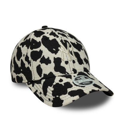 WMNS New York Yankees Cow 9FORTY New Era Cap Canvas black 
white Side View