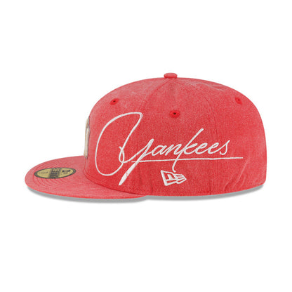 New York Yankees MLB Script 59FIFTY New Era Cap washed red denim red Undervisor View