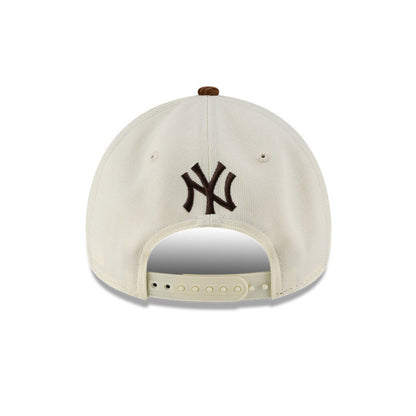 New York Yankees DIY Notes 9FORTY AF New Era Cap Chrome navy
sky blue
pink Additional View