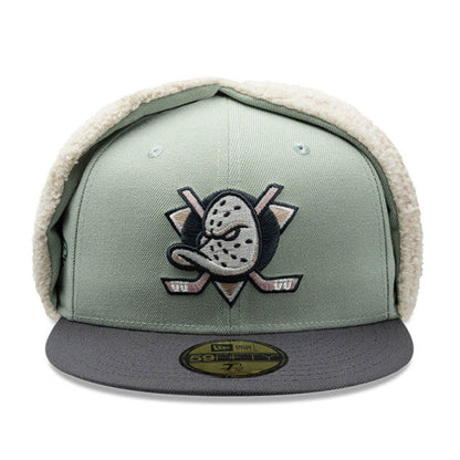 Anaheim Ducks Patches Dog Ear New Era 59FIFTY Cap Light green green Front View