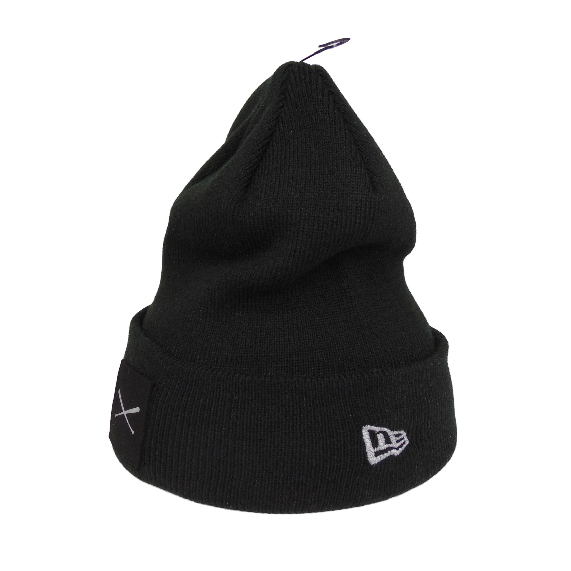 Black new era beanie deals