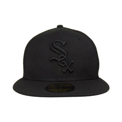 Chicago White Sox 59FIFTY New Era Cap Blackout black Front View