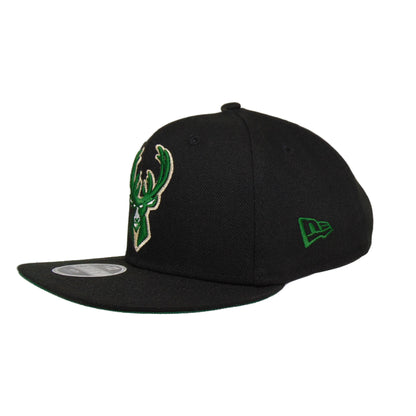 Milwaukee Bucks Custom New Era 9FIFTY YOUTH Snapback Cap Black black Side View