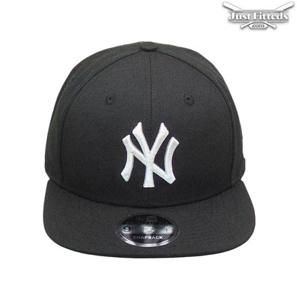 New York Yankees Custom NE Snap Cap Black black Front View